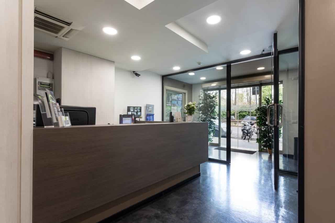 Residenza Conti Aparthotel Rome Buitenkant foto
