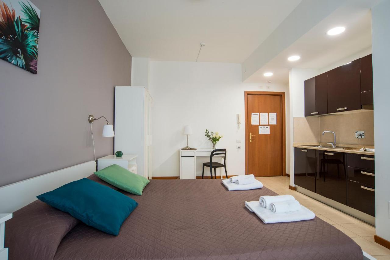 Residenza Conti Aparthotel Rome Buitenkant foto
